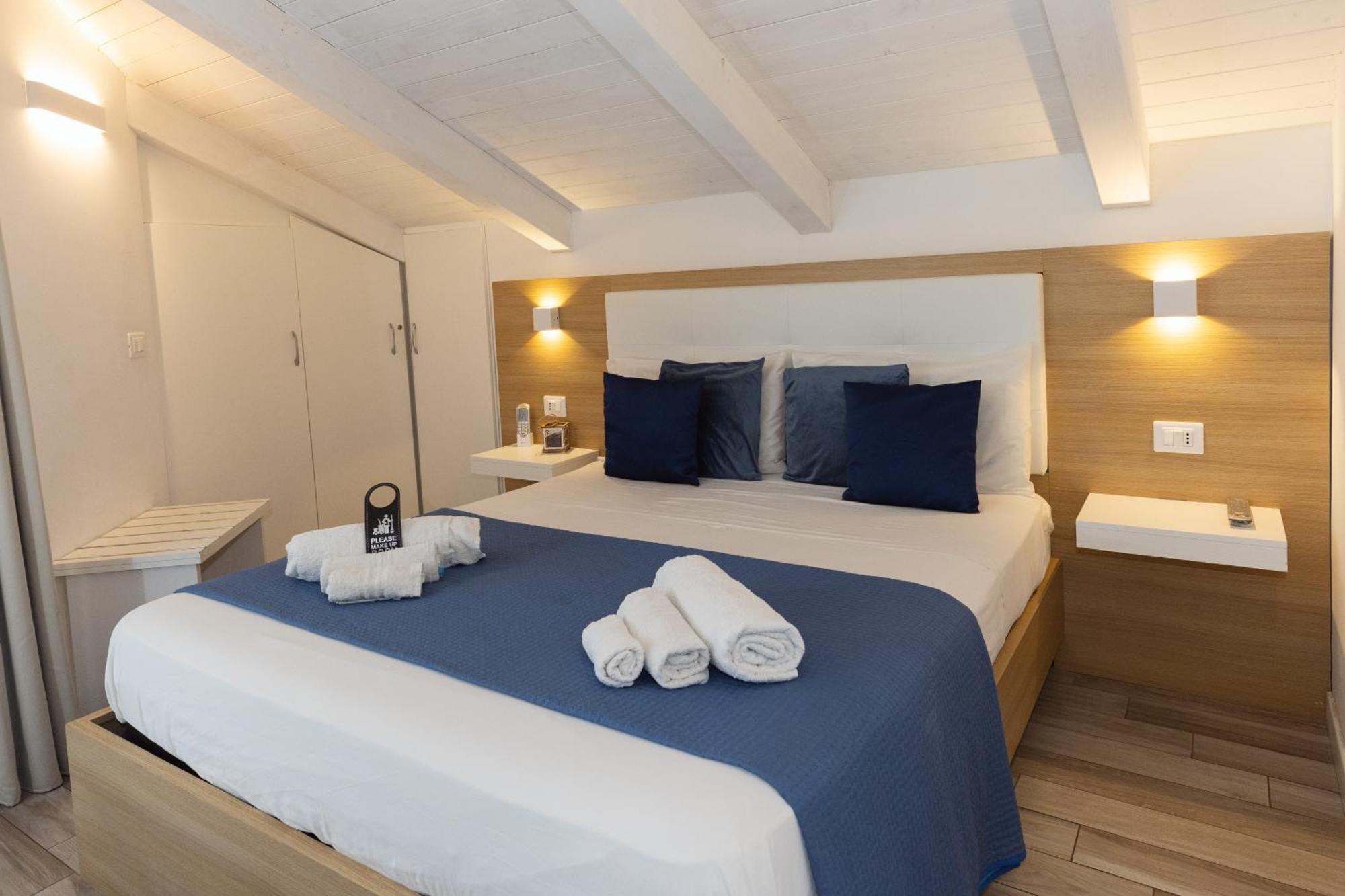 Island Vista Mare Bed & Breakfast