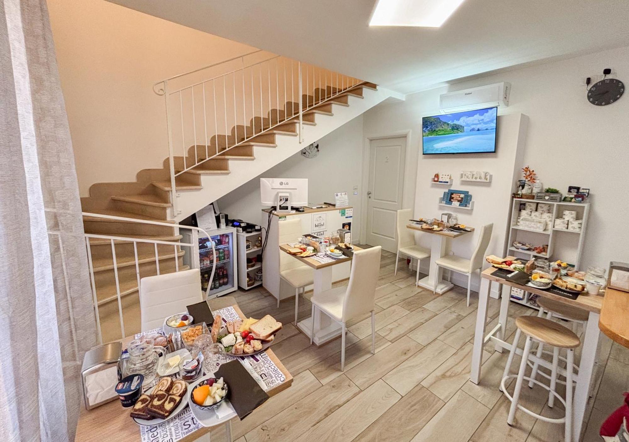 Island Vista Mare Bed & Breakfast